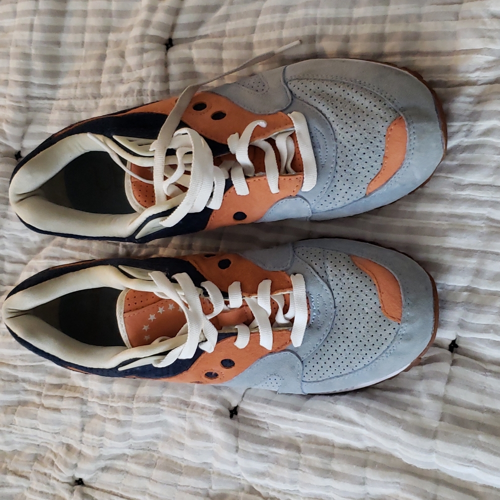 Saucony  sneakers